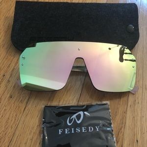 FEISEDY Mirrored Pink Sunglasses